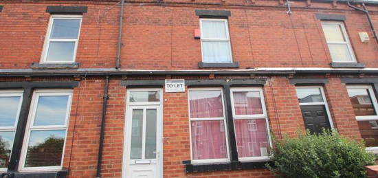 4 bedroom terraced house