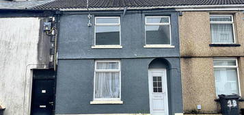 2 bedroom terraced house