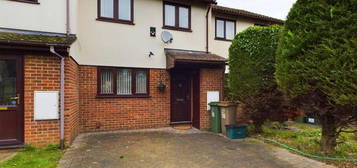 2 bedroom semi-detached house to rent