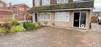 3 bed semi-detached house to rent