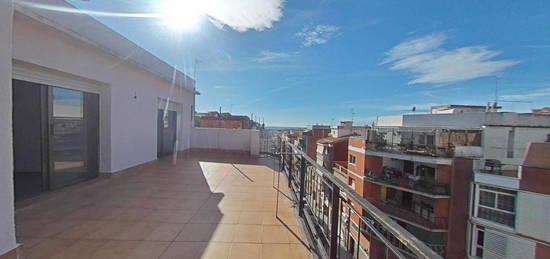 Piso en venta en Carrer de Calderón de la Barca, 92, La Salut