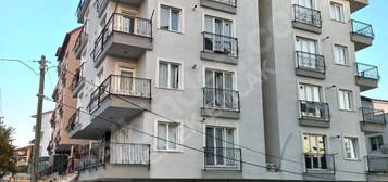 BURDUR EMEK MAHALLESİ SATILIK 1+1 EŞYALI ARA KAT APART