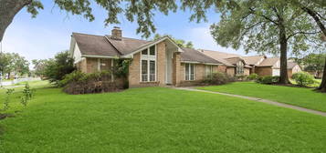 14338 Maisemore Rd, Houston, TX 77015