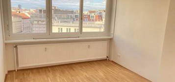 helle 1,5 Zimmer-Wohnung mit Fernblick