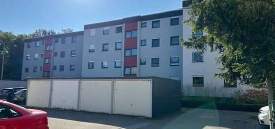 Großzügige Wohnung in ruhiger Lage