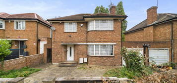 3 bed detached house for sale