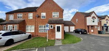 3 bedroom semi-detached house to rent