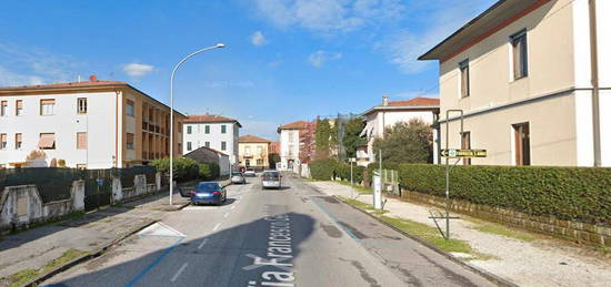 Trilocale con balcone e posto auto riservato