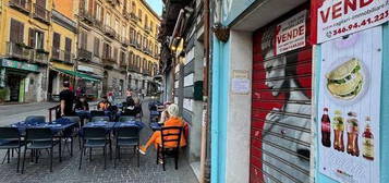 Piano Terra nel Corso Vittorio Emanuele a Cagliari