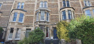 4 bedroom terraced house