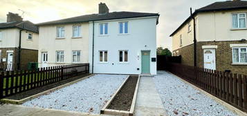 3 bedroom semi-detached house