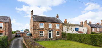 4 bedroom detached house to rent