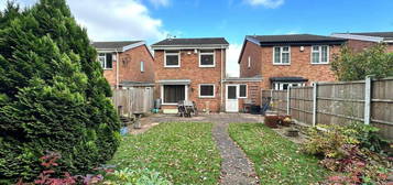 3 bedroom link detached house