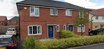 3 bedroom semi-detached house