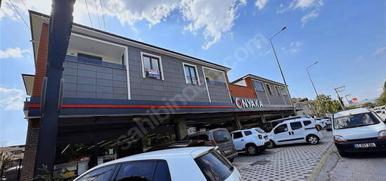 Remax Deluxe den uygun fiyatlı onyaka marketin üstü kiralık 3+1