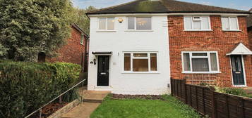 3 bed semi-detached house for sale