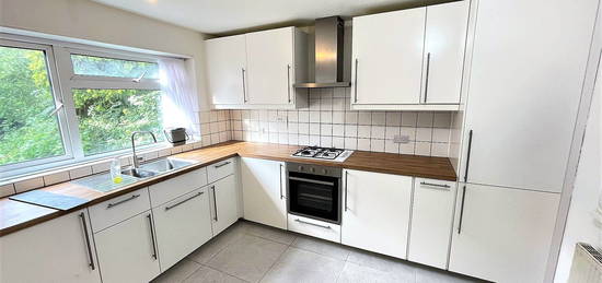 3 bed terraced house for sale