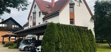 Schicke neu renov. 2-Zimmer-Wohnung mit Balkon, Küche, Stellplatz