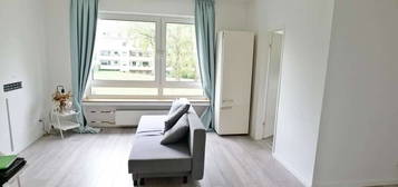 Saniertes Apartment mit EBK in Holweide!