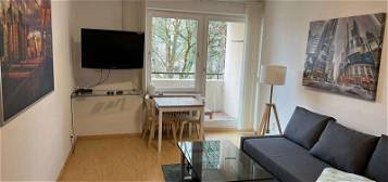 ruhiges, möbliertes 1-Zimmer-Appartement Nahe des Schloßpark Nymphenburgs zu vermieten