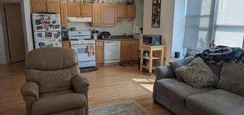 3922 Terrace St Unit 1B, Philadelphia, PA 19128