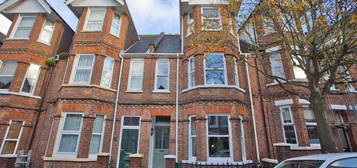 5 bedroom terraced house for sale