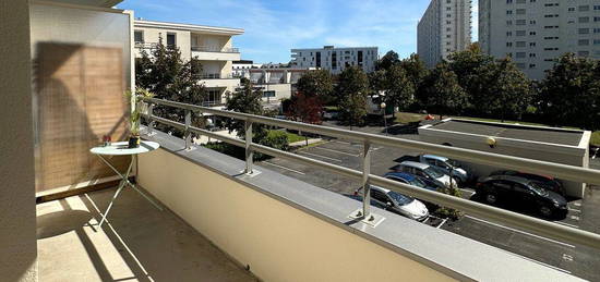 Appartement T2 - 45m² avec Balcon et Parking - Bordeaux Chartrons