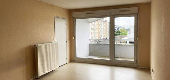 Appartement  à vendre, 3 pièces, 2 chambres, 70 m²