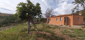 Casa adosada en venta en Higueruelas