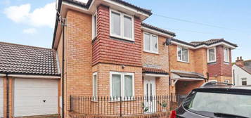 3 bed link detached house for sale