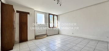 Appartement  à louer, 2 pièces, 1 chambre, 45 m²