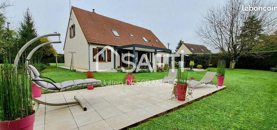 Propriété 8 pièces 160 m²