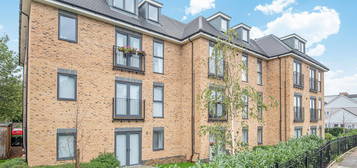 Flat to rent in Verona Court, St Albans AL1