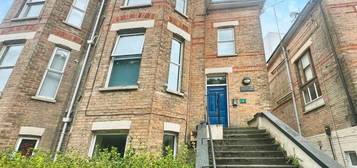 Studio to rent in Flat 8, Campbell Court, Bournemouth Dorset BH1