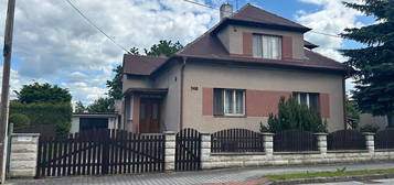 Prodej rodinného domu 125 m², pozemek 1 179 m²