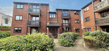 Flat for sale in Southleigh, Whitley Bay NE26