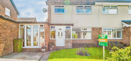 4 bed semi-detached house for sale