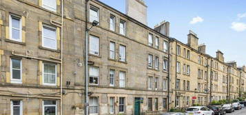 Flat to rent in Wardlaw Place, Edinburgh EH11