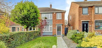 3 bed semi-detached house for sale