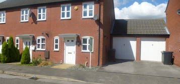 2 bed semi-detached house to rent