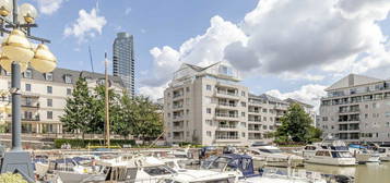 Flat to rent in King's Quay, Chelsea Harbour, London SW10