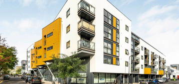 Flat for sale in Shepherdess Walk, London N1