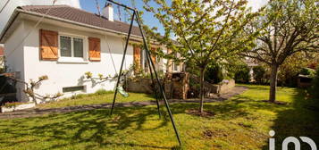 Maison 1 étage  à vendre, 5 pièces, 3 chambres, 90 m²