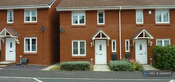 3 bedroom semi-detached house