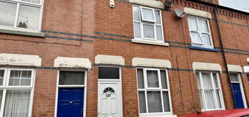 3 bed terraced house to rent