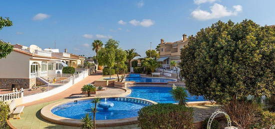 Casa en avenida Antonio Quesada Conjunto Rocio I en Ciudad Quesada, Rojales