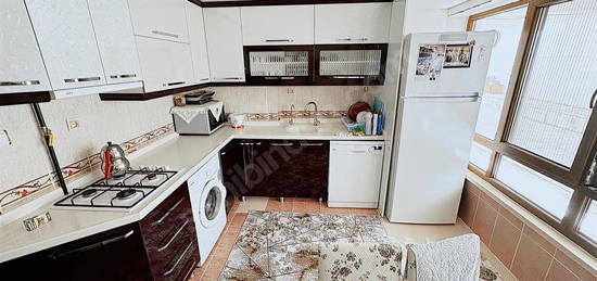 UFUKTEPE'DE PAZAR YAKINI KAT KONUMUNDA 3+1 KİRALIK DAİRE