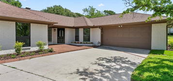 7612 Lake Highlands Dr, Fort Worth, TX 76179