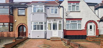 4 bed terraced house for sale