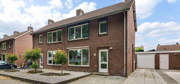 Franciscanessenstraat 11